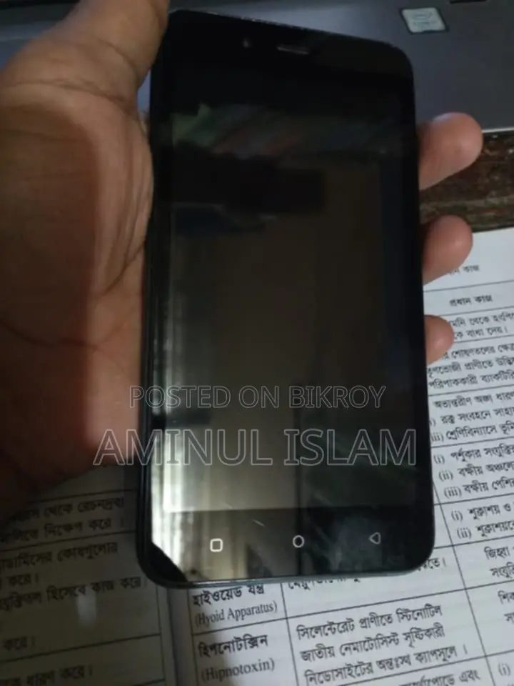 Benco Y11 32 GB Black
