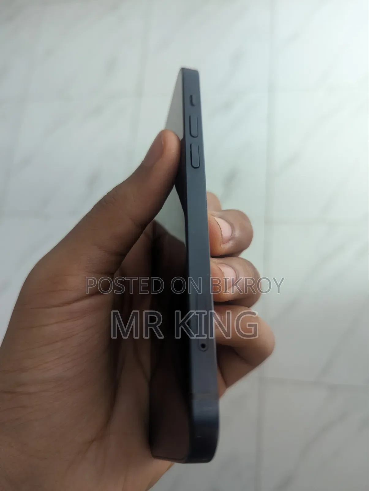 অ্যাপল আইফোন ১২ ৬৪ জিবি কালো