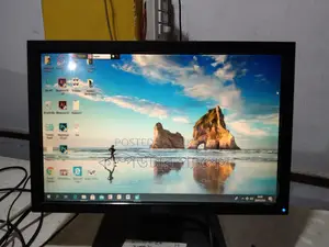 ডেল ১৭ ইঞ্চি ১০০% ফুল ফ্রেশ ওয়াইড মনিটর