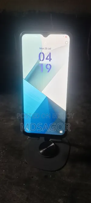 Vivo Y18 128 GB