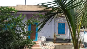 রংপুর সদরে ভাড়া দেওয়ার জন্য আসবাবপত্রযুক্ত ৩ বেডরুমের বাড়ি