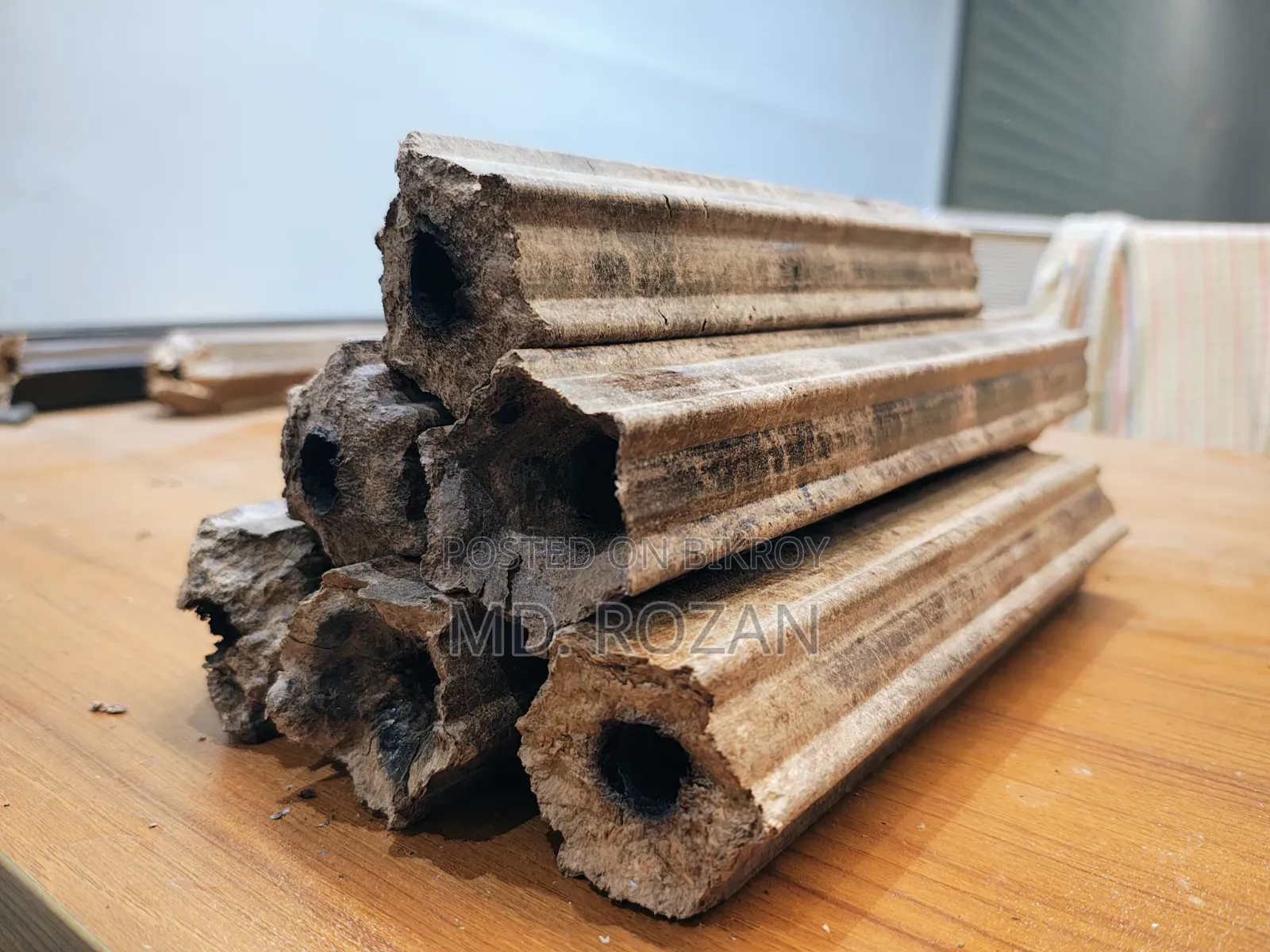 Sawdust Hexagonal Charcoal Briquettes