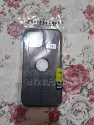 iPhone 12 এর কভার