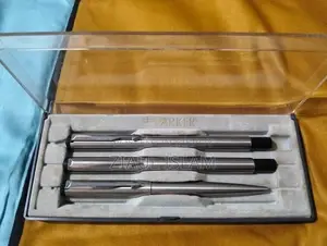 Vintage Parker Vector 3-Piece Writing Pen Set