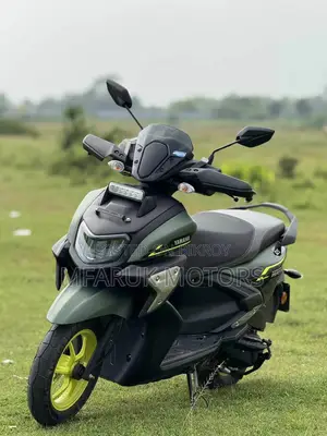 ইয়ামাহা ওয়াইবিআর ২০২৫ সবুজ