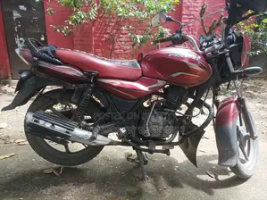 Bajaj Discover 100 2013 Red