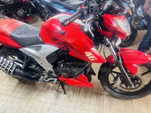 টিভিএস আপাচি ১৬০ ৪ভি ২০২০ লাল