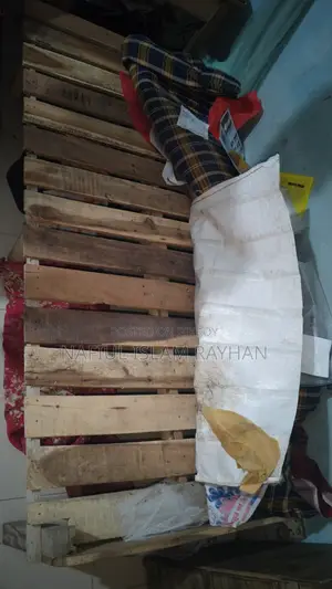ওয়ারড্রব, চকি,টেবিল