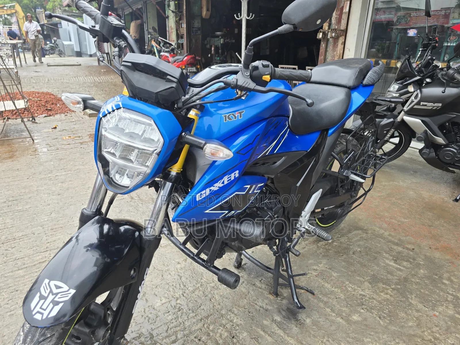 Suzuki 2022 Blue