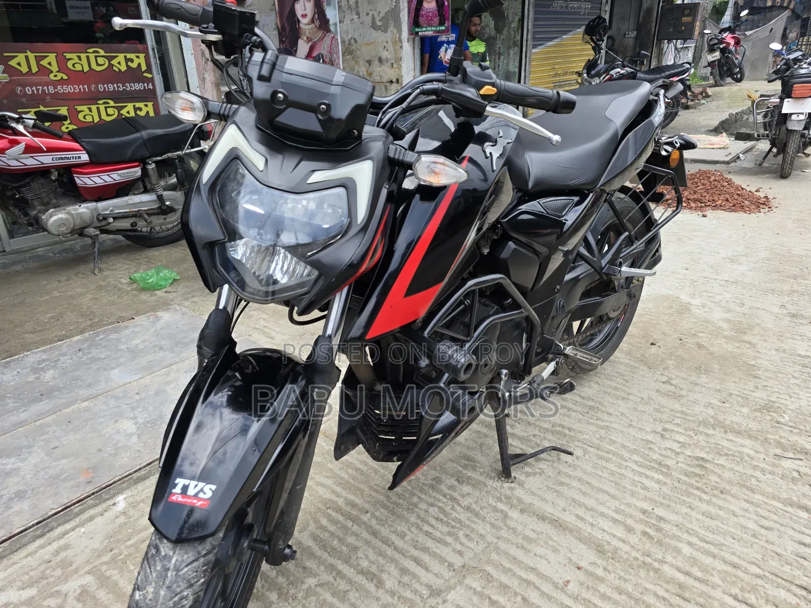 TVS Apache RTR 160 4V 2022 Black