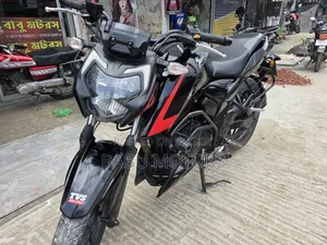 TVS Apache RTR 160 4V 2022 Black