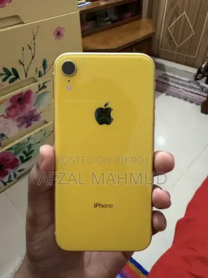Apple iPhone XR 64 GB Yellow