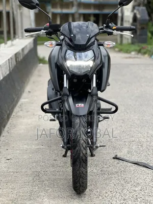 New TVS Apache RTR 160 4V Fi 2024 Black