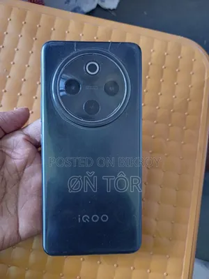 iQOO Z10 ২৫৬ জিবি কালো