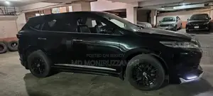 Toyota Harrier 2.0 2017 Black