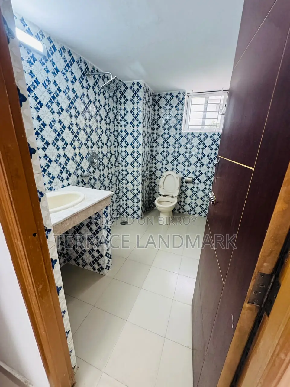 4 Bedroom Apartment in Bashundhara for Sale