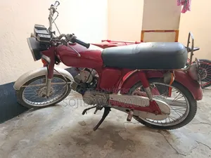 Yamaha 1996 Red