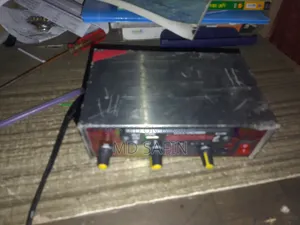 Complete Amplifier, used for 2 months, in full good condition