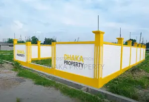 সেক্টর-১৫ তে পার্কের পাশে ৫৪ ফুট ৩ কাঠা জমি