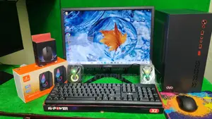Desktop Computer Gigabyte GB-BPCE-3350 4GB Intel Core I3 SSD 128GB