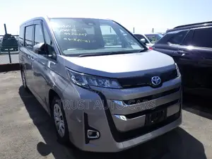 Toyota Noah 2022 Gray