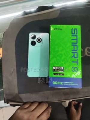 ইনফিনিক্স স্মার্ট ৮ ৬৪ জিবি গ্রিন