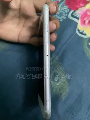 Apple iPhone 8 64 GB White