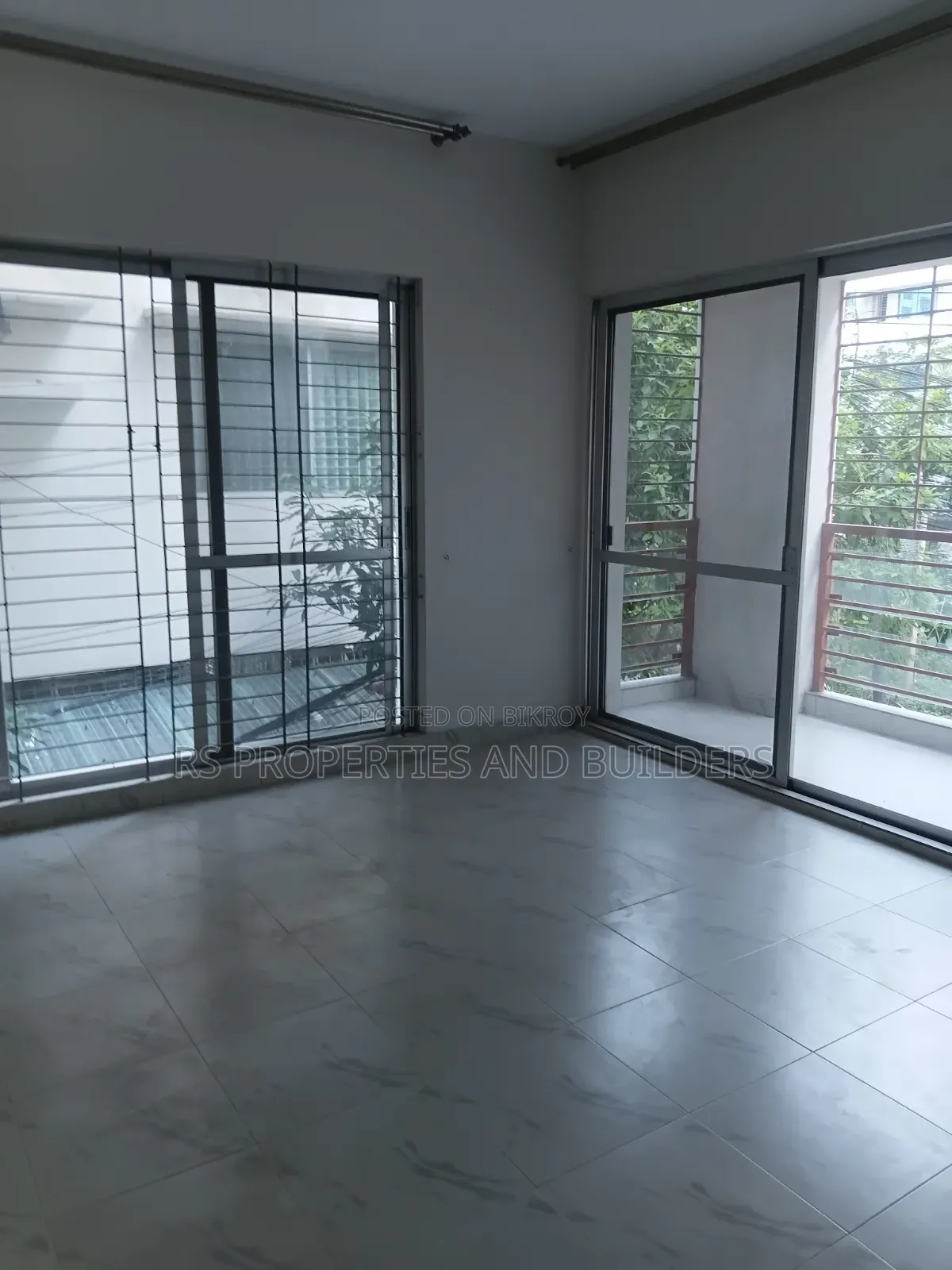 Furnished 3-Bedroom Apartment in Bashundhara, Bashundhara for Sale