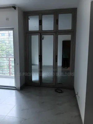 Furnished 3-Bedroom Apartment in Bashundhara, Bashundhara for Sale