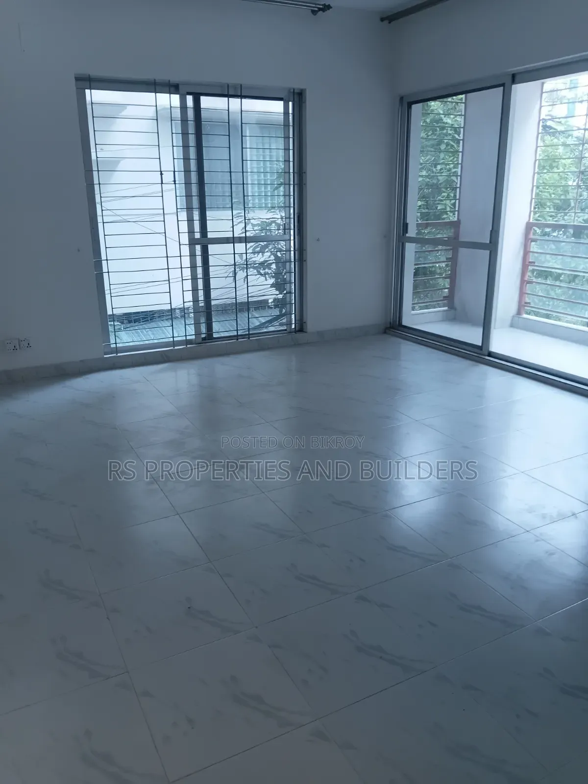 Furnished 3-Bedroom Apartment in Bashundhara, Bashundhara for Sale