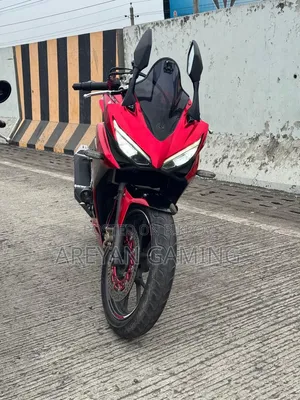 হোন্ডা সিবিআর ২০১৯ লাল