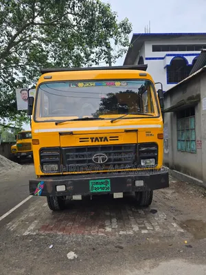 বিক্রি হবে Tata 2518 মডেলের ড্রাম ট্রাক