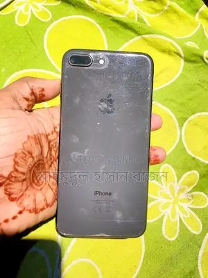 Apple iPhone 8 Plus 64 GB Black