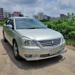 টয়োটা প্রিমিও ২০০৪ সিলভার