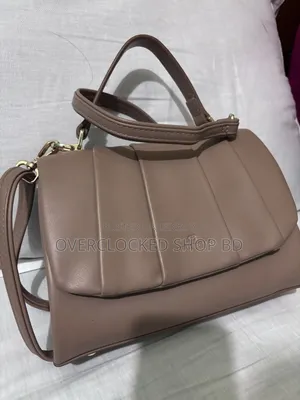 লেডিস ব্যাগ
