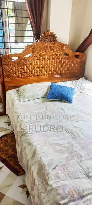 ৫/৭ ফিটের অরিজিনাল সেগুন কাঠের সেমিবক্স খাট