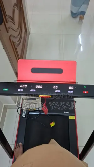 মটরাইজড ওয়াকপ্যাড ফ্রেশ কন্ডিশন জেডএক্সসিএইচ এম৮ বিক্রয়ের জন্য