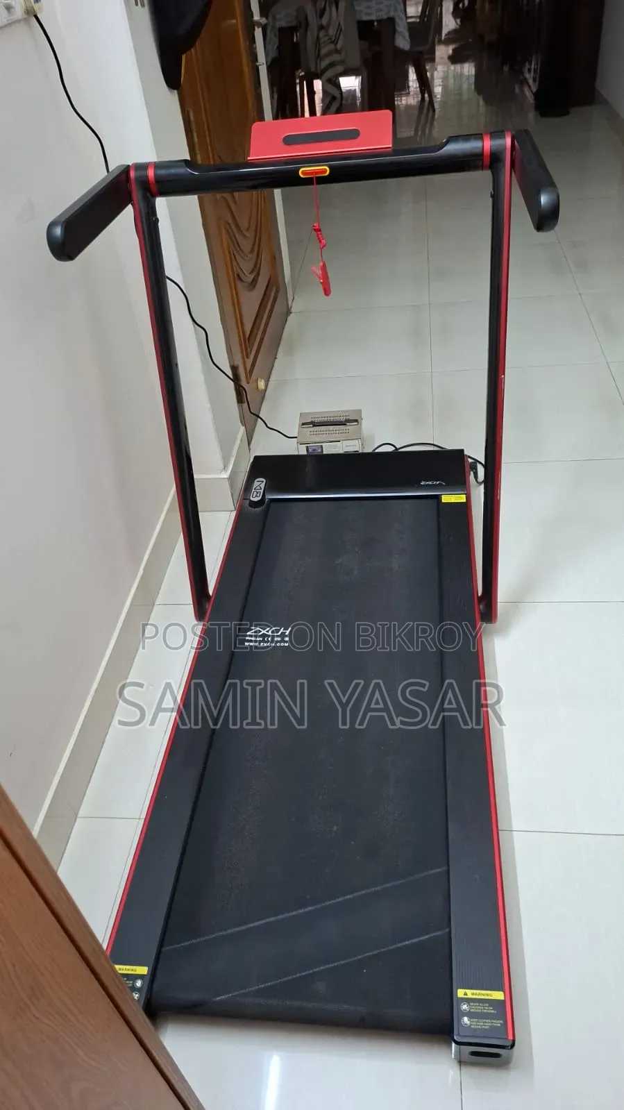 মটরাইজড ওয়াকপ্যাড ফ্রেশ কন্ডিশন জেডএক্সসিএইচ এম৮ বিক্রয়ের জন্য