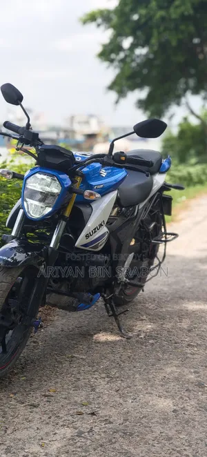 সুজুকি জিক্সার এফআই এবিএস ২০২৫ নীল