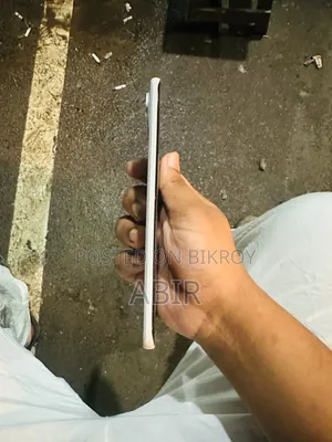 টেকনো পোভা স্লিম ৫জি ২৫৬ জিবি সাদা