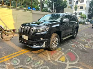 টয়োটা ল্যান্ড ক্রুজার প্রাডো ২.৭ ভিভিটি-আই ২০১৬ কালো
