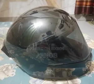 ভেগা হেলমেট