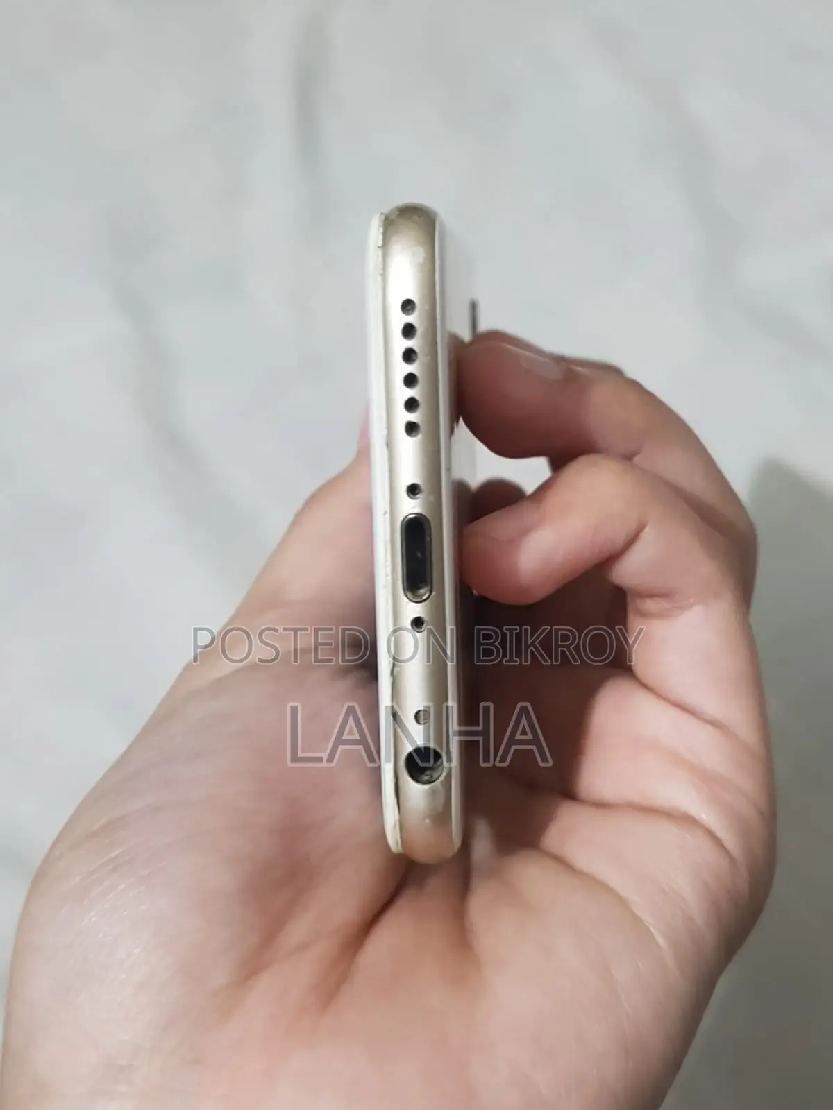 অ্যাপল আইফোন ৬ ৬৪ জিবি গোল্ড