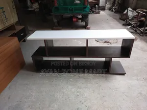 টিভি ক্যাবিনেট