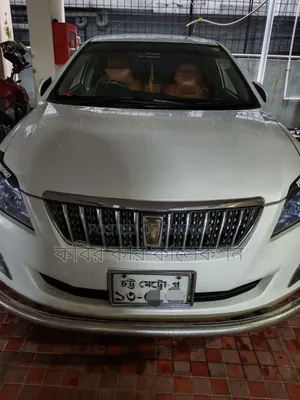 টয়োটা প্রিমিও ২০১০ পার্ল