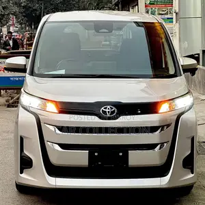 Toyota Noah 2022 Brown