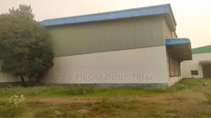 ঢাকা-চট্টগ্রাম মহাসড়কে কারখানা স্থাপনের জন্য ১৬ বিঘা জমি সহ ১,৫০,০০০ বর্গফুটের শেড