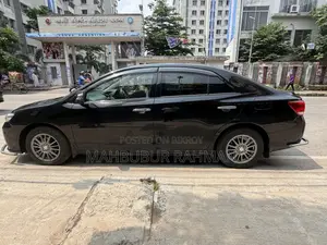 টয়োটা অ্যালিয়ন ২০১৪ কালো