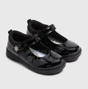 Hush Puppies Girls' Patent School / Party Shoes (Mary Jane Style)