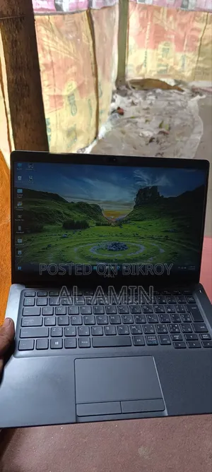 ল্যাপটপ ডেল ল্যাটিটিউড ৫৩০০ ৮জিবি ইন্টেল কোর আই৫ এসএসডি ২৫৬জিবি